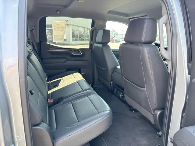 2025 GMC Sierra 1500 4WD Crew Cab Short Box SLT