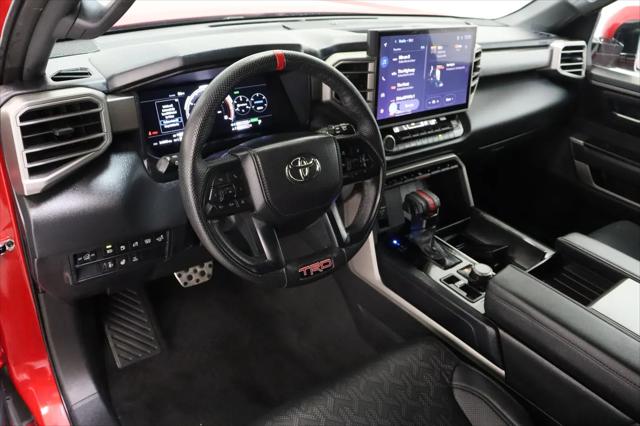 2025 Toyota Sequoia SR5