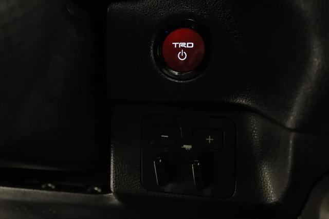 2025 Toyota Sequoia SR5