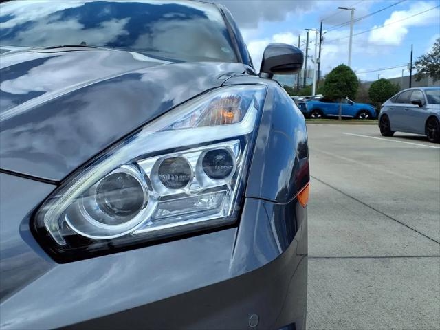 2024 Nissan GT-R T-spec Dual-clutch 6-Speed Transmission