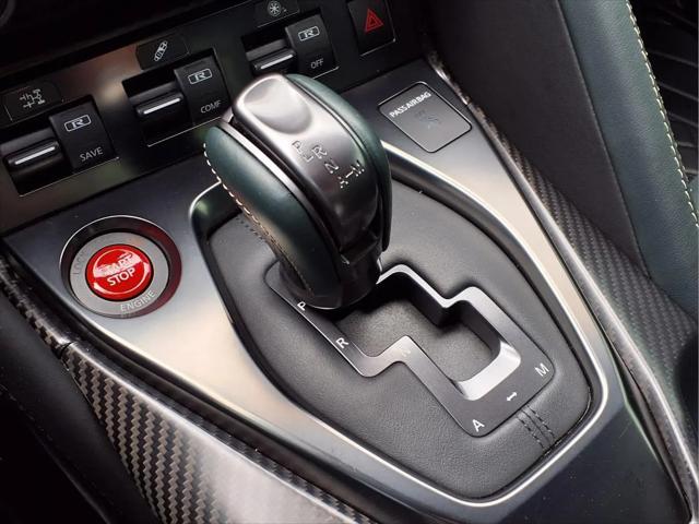 2024 Nissan GT-R T-spec Dual-clutch 6-Speed Transmission