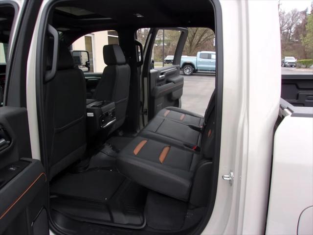 2026 GMC Sierra 2500HD Crew Cab, Standard Bed, AT4, 4WD