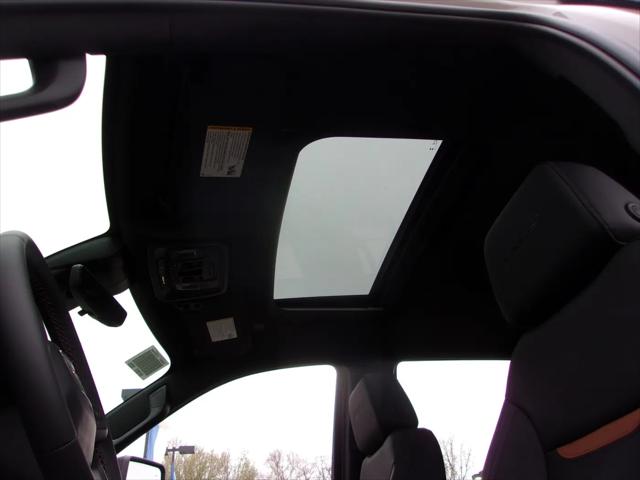 2026 GMC Sierra 2500HD Crew Cab, Standard Bed, AT4, 4WD