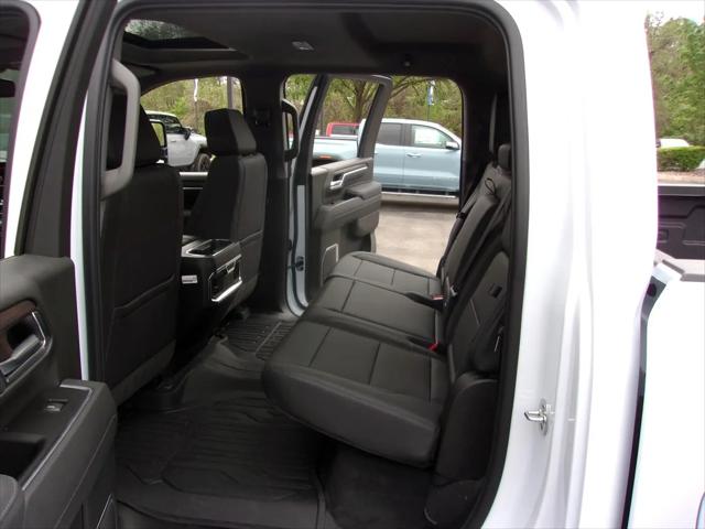 2026 GMC Sierra 2500HD Crew Cab, Standard Bed, SLT, 4WD