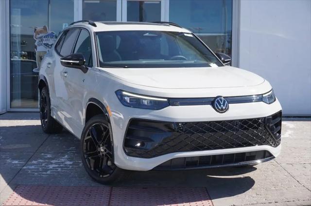 2026 Volkswagen Tiguan SE R-Line Black