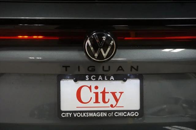 2026 Volkswagen Tiguan SE R-Line Black
