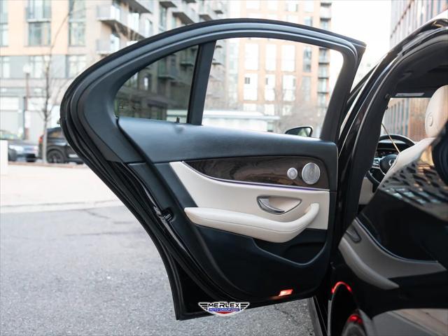 2019 Mercedes-Benz E-CLASS E 300 E 300