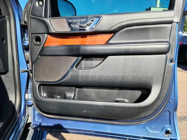 2018 Lincoln Navigator Select