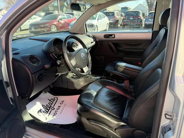 2006 Volkswagen New Beetle Coupe 2.5 (A6)