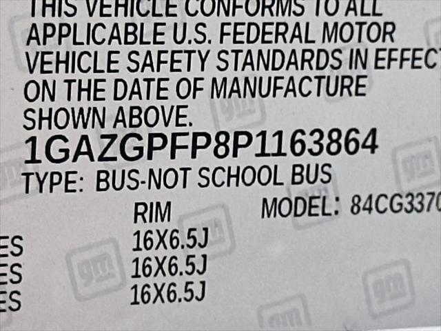 2023 Chevrolet Express Passenger RWD 3500 Extended Wheelbase LT