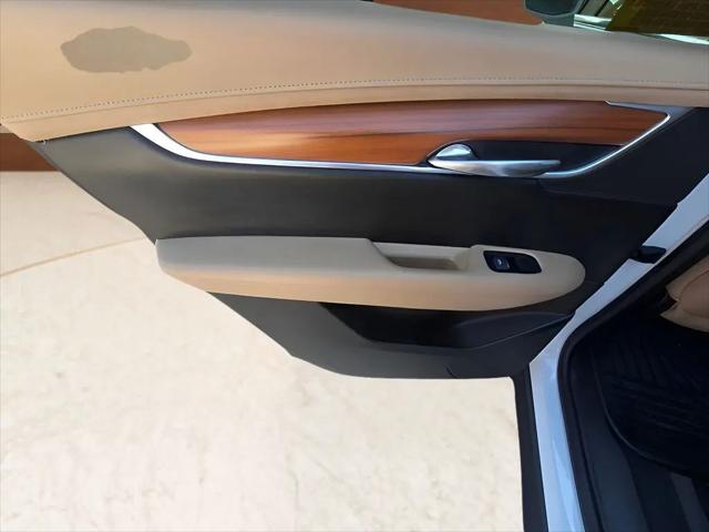 2017 Cadillac XT5 Platinum