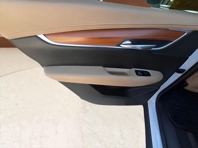 2017 Cadillac XT5 Platinum