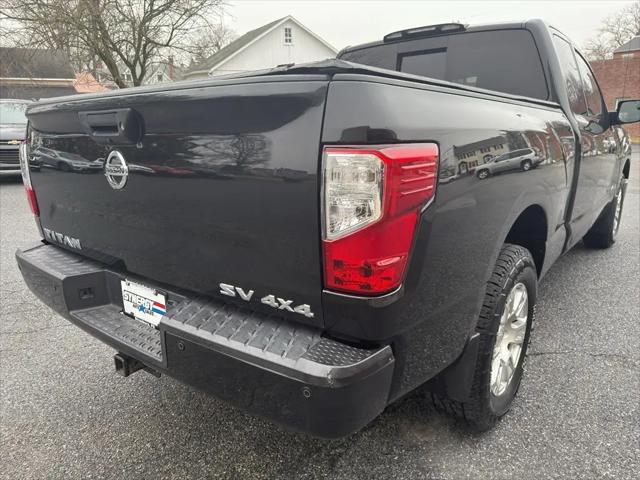 2017 Nissan Titan SV