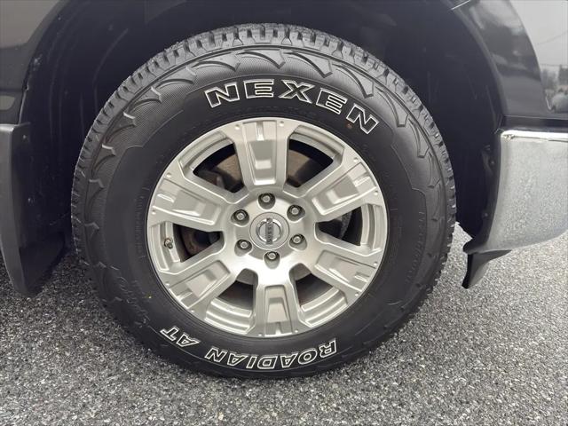 2017 Nissan Titan SV