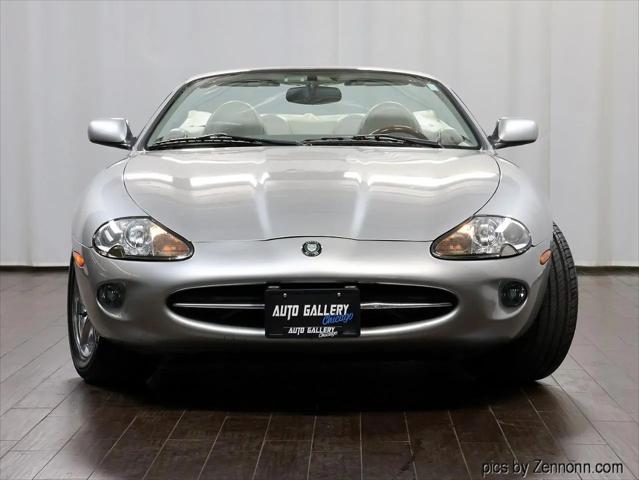 1999 Jaguar XK8 Standard
