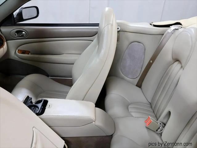 1999 Jaguar XK8 Standard