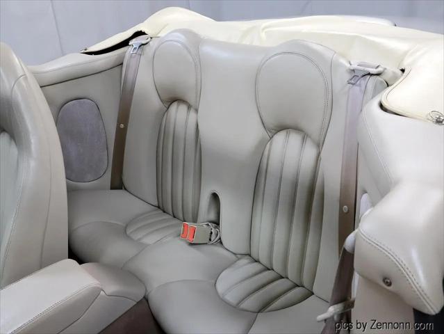 1999 Jaguar XK8 Standard