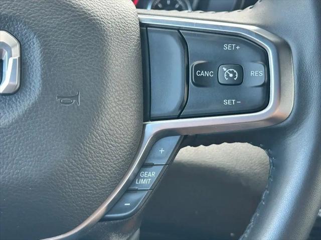 2024 Ram 1500 Big Horn Crew Cab 4x4 5'7" Box