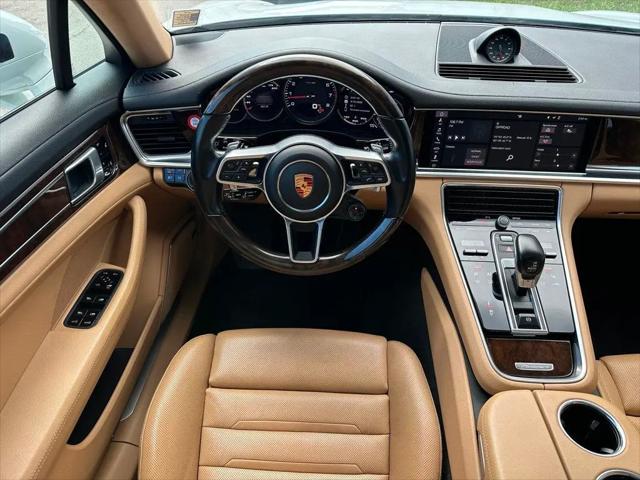 2018 Porsche Panamera 4S