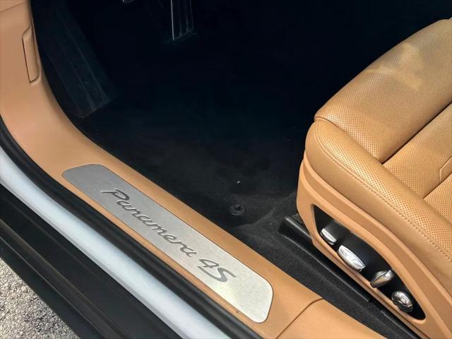 2018 Porsche Panamera 4S