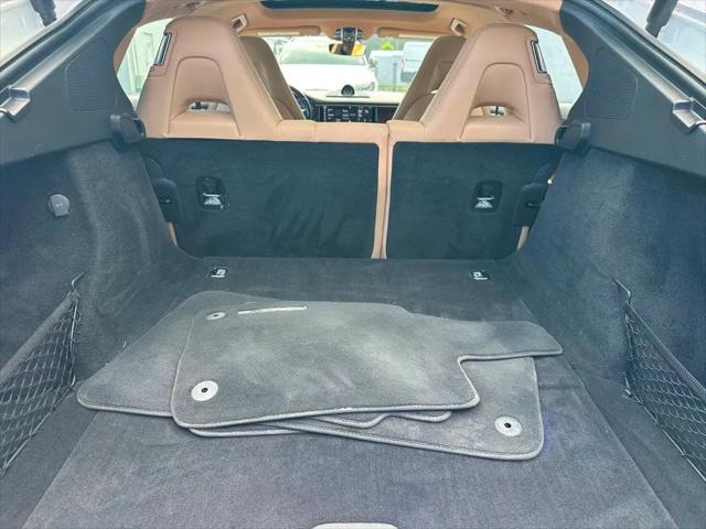 2018 Porsche Panamera 4S