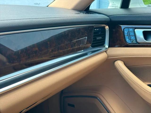 2018 Porsche Panamera 4S