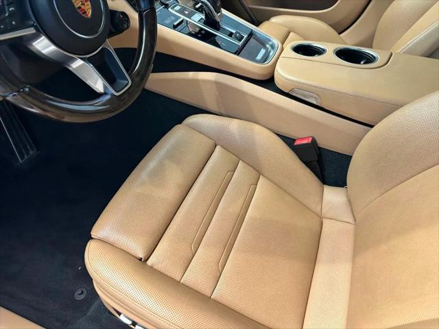 2018 Porsche Panamera 4S