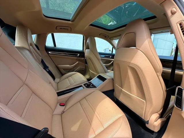 2018 Porsche Panamera 4S