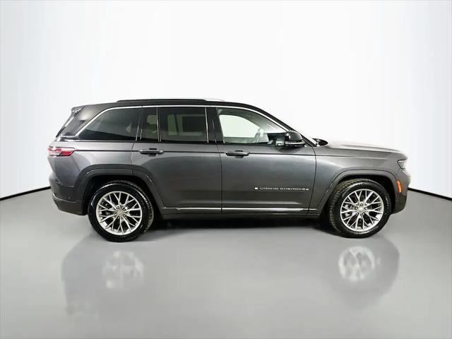 2022 Jeep Grand Cherokee Summit 4x4