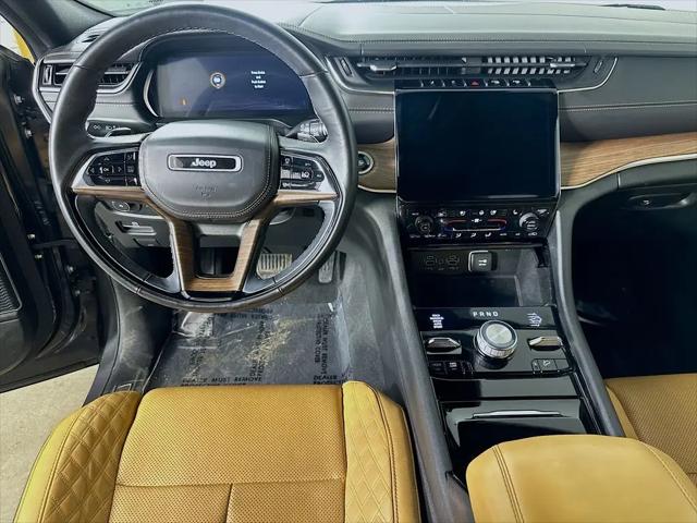 2022 Jeep Grand Cherokee Summit 4x4
