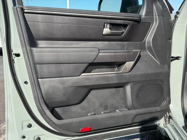 2026 Toyota Tundra SR5 CrewMax 5.5' Bed