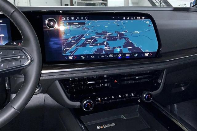 2026 Chevrolet Suburban LT, 4WD