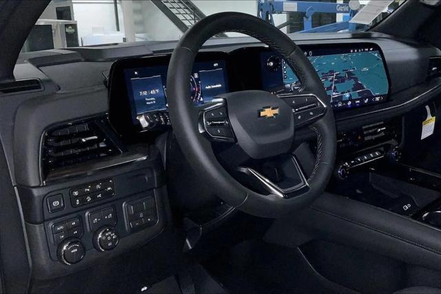 2026 Chevrolet Suburban LT, 4WD