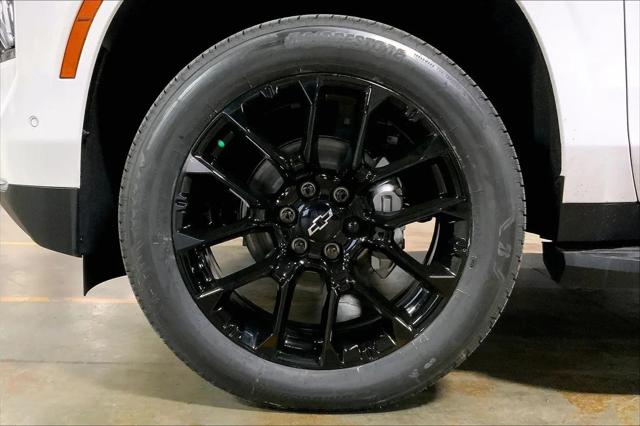 2026 Chevrolet Suburban LT, 4WD