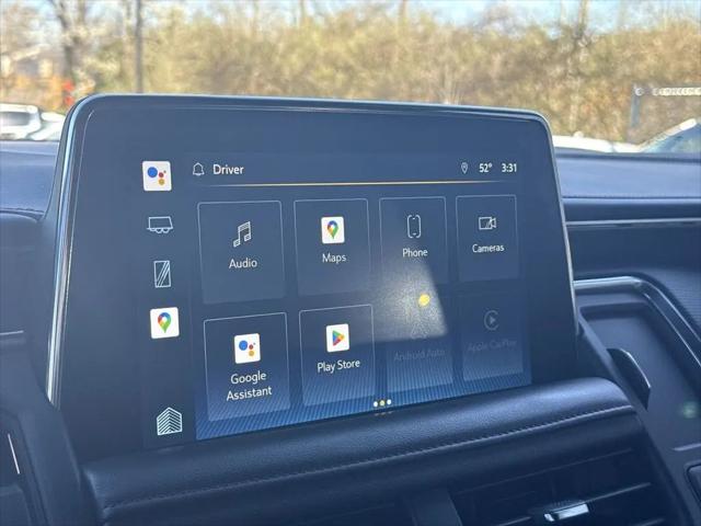 2022 Chevrolet Suburban 4WD RST