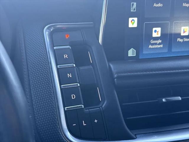 2022 Chevrolet Suburban 4WD RST