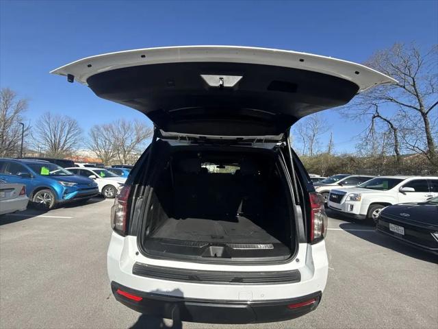 2022 Chevrolet Suburban 4WD RST
