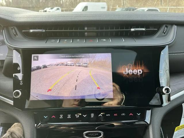 2026 Jeep Grand Cherokee Altitude 4x4
