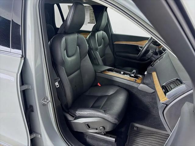 2024 Volvo XC90 B6 Plus Bright Theme 7-Seater