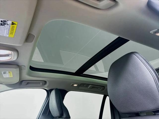 2024 Volvo XC90 B6 Plus Bright Theme 7-Seater