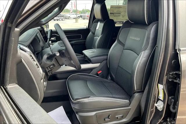 2025 Ram 3500 Laramie Mega Cab 4x4 64 Box