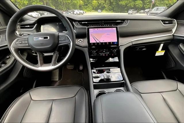 2025 Jeep Grand Cherokee L Limited 4x4