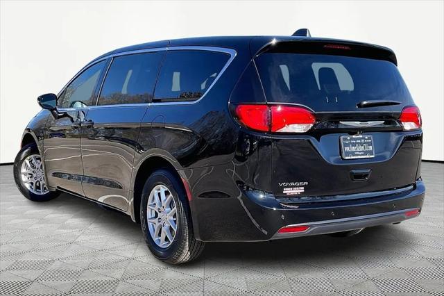 2026 Chrysler Voyager LX