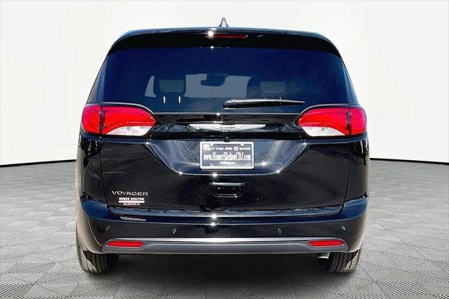 2026 Chrysler Voyager LX