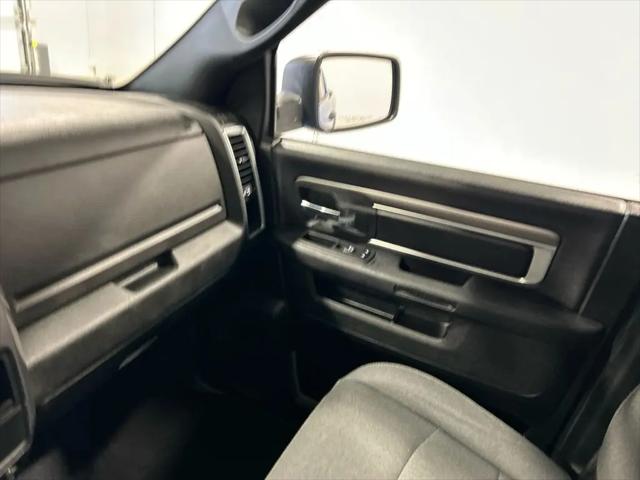 2022 Ram 1500 Classic Warlock Quad Cab 4x4 6'4" Box