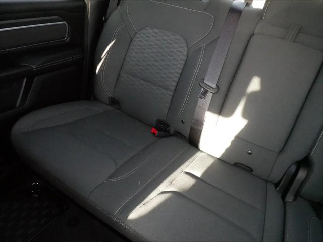 2025 Ram 1500 Big Horn Crew Cab 4x4 5'7" Box