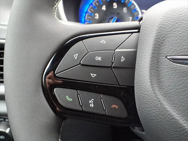2026 Chrysler Pacifica Select AWD