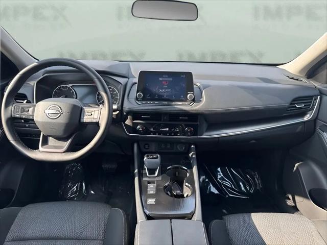 2025 Nissan Rogue SV FWD