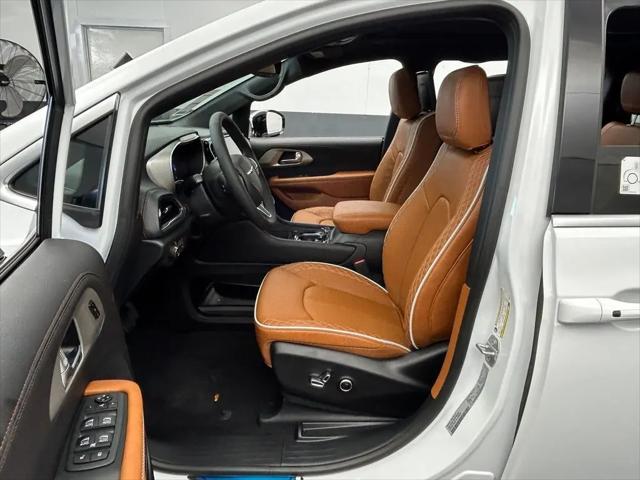 2026 Chrysler Pacifica Pinnacle