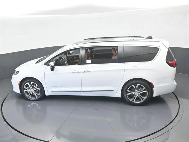 2026 Chrysler Pacifica Pinnacle